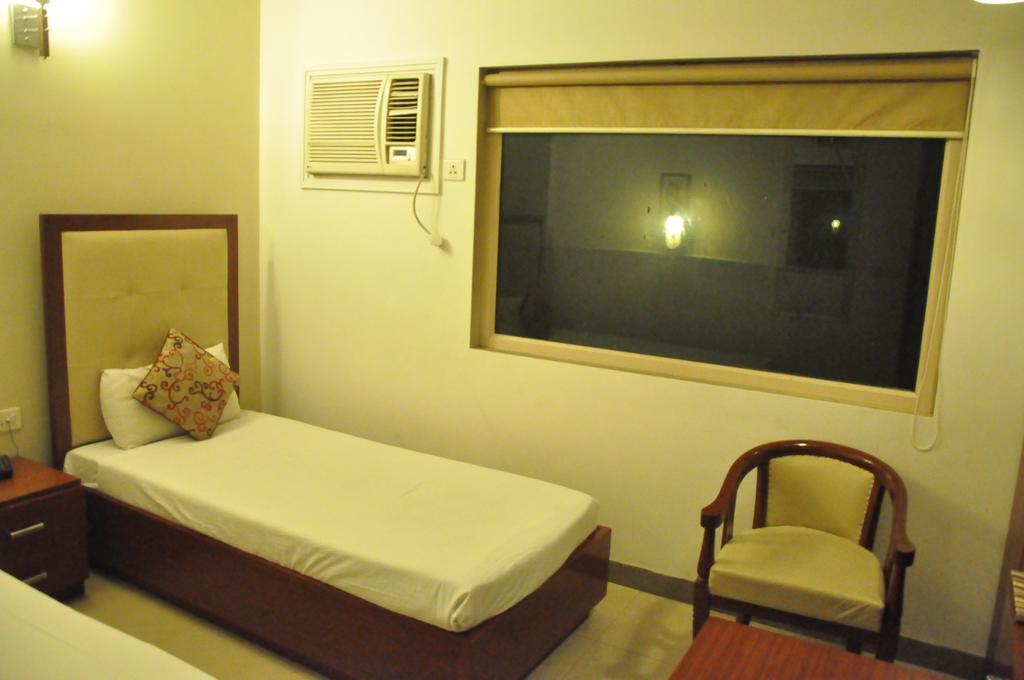 Hotel Deviram Palace Agra  Eksteriør billede